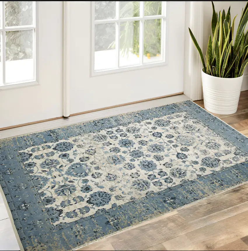 Ivory Oriental Area Rug Photo 2