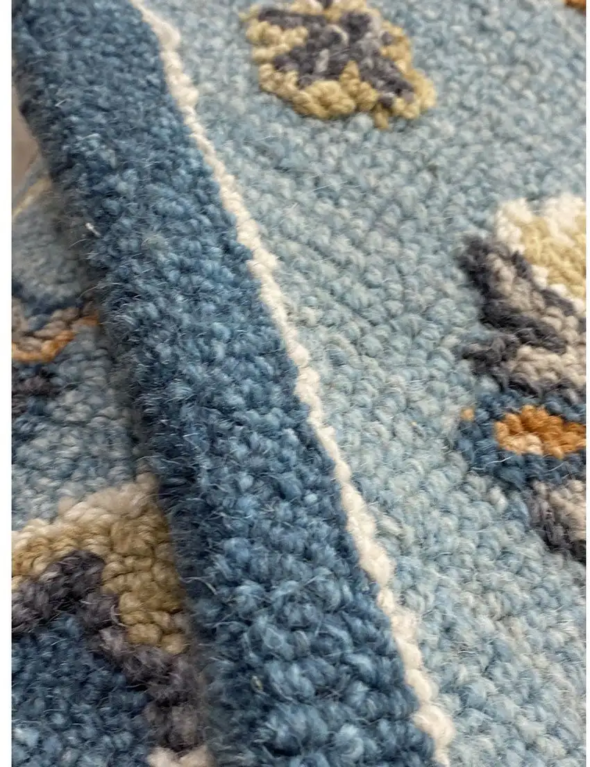 Blue Traditional Medallion Area Rug Photo 7