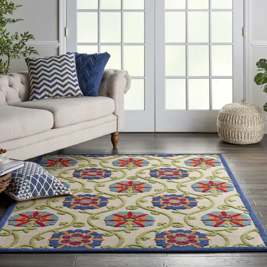 Ivory And Blue Indoor Outdoor Area Rug Photo 5