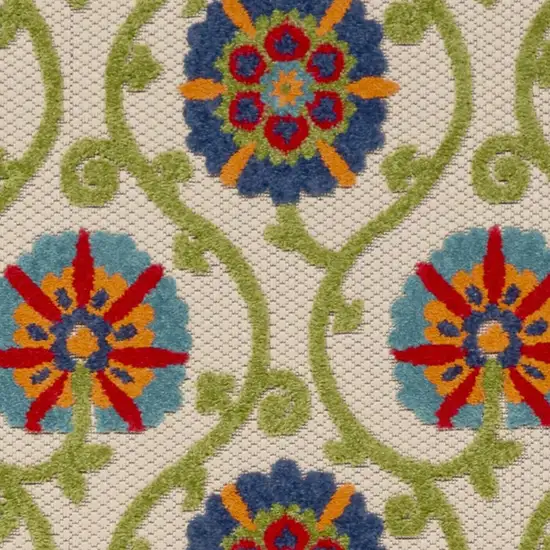 6' Ivory And Blue Indoor Outdoor Area Rug Photo 3