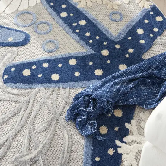 4' Blue And Gray Round Indoor Outdoor Area Rug Photo 9