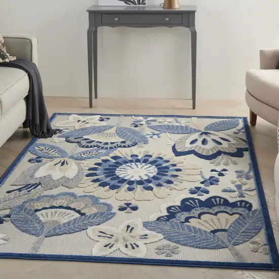 Blue And Gray Indoor Outdoor Area Rug Photo 4