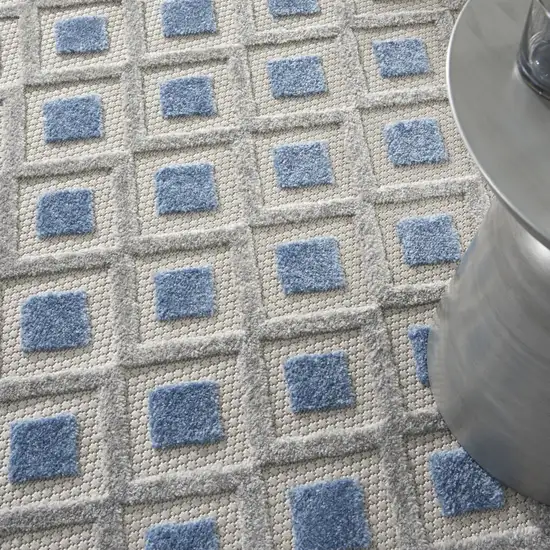 5' Blue And Gray Round Indoor Outdoor Area Rug Photo 5