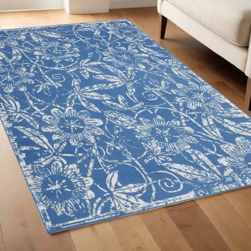 Blue Floral Dhurrie Area Rug Photo 1