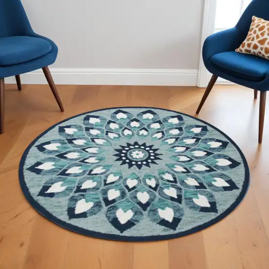 6' Blue And White Round Wool Hand Tufted Area Rug Photo 1