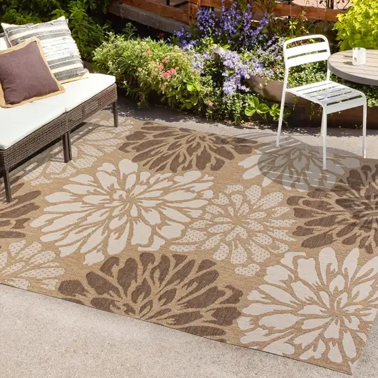 Brown And Cream Floral Indoor Outdoor Area Rug Photo 9