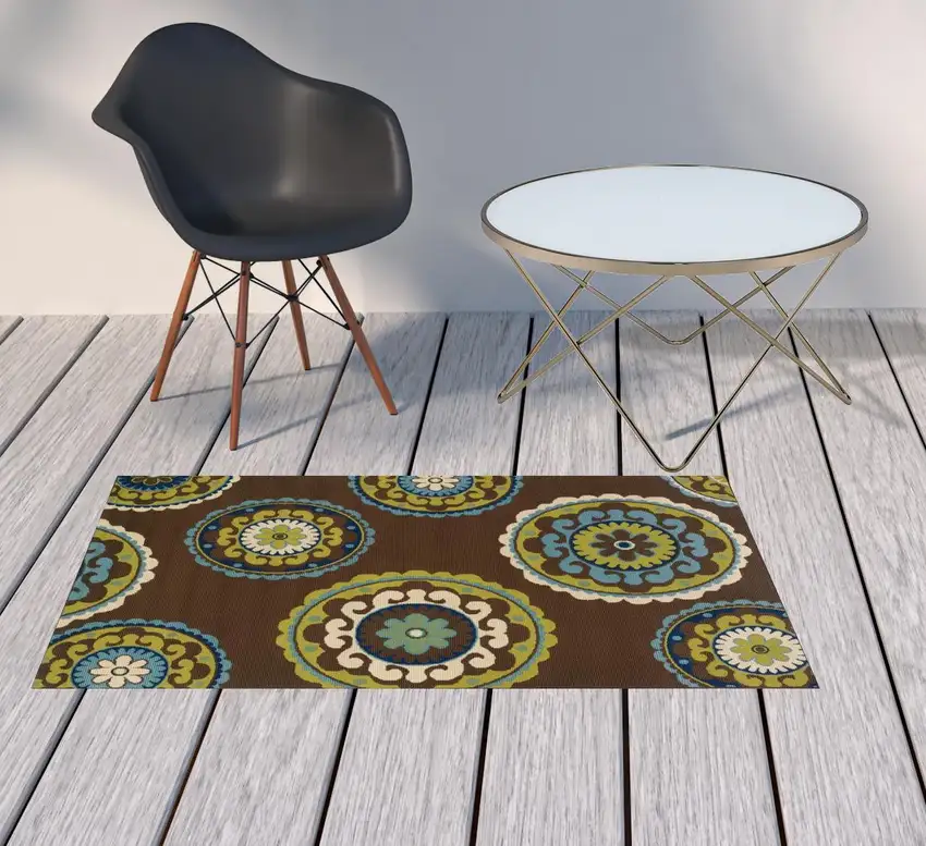 Brown And White Floral Medallion Stain Resistant Indoor Outdoor Area Rug Photo 2