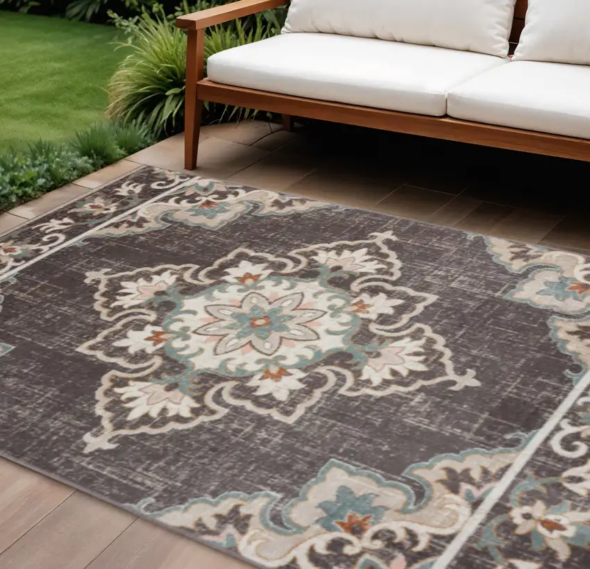 Brown Indoor Outdoor Area Rug Photo 1