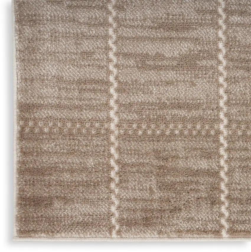 Brown Geometric Area Rug Photo 9