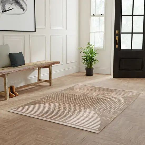 Brown Geometric Area Rug Photo 5