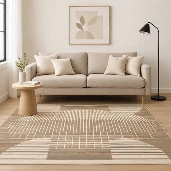 Brown Geometric Area Rug Photo 1