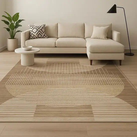 Brown Geometric Area Rug Photo 1