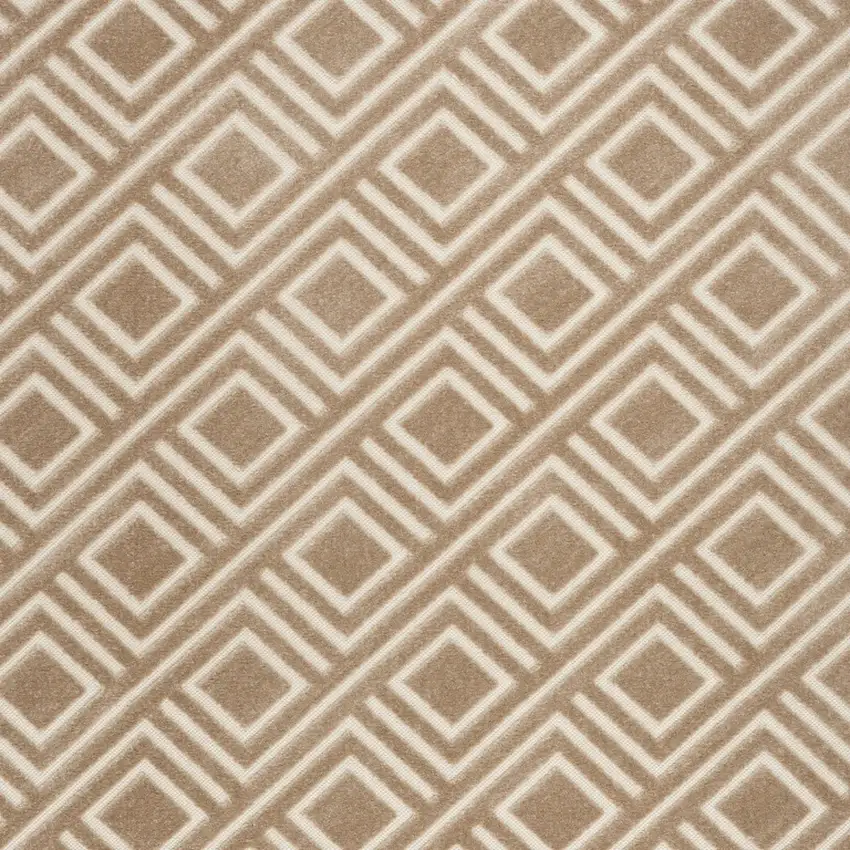 Brown Geometric Area Rug Photo 5