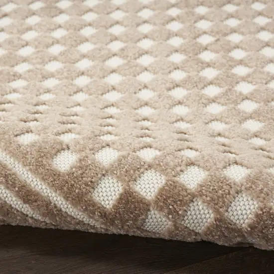 Brown Geometric Area Rug Photo 4