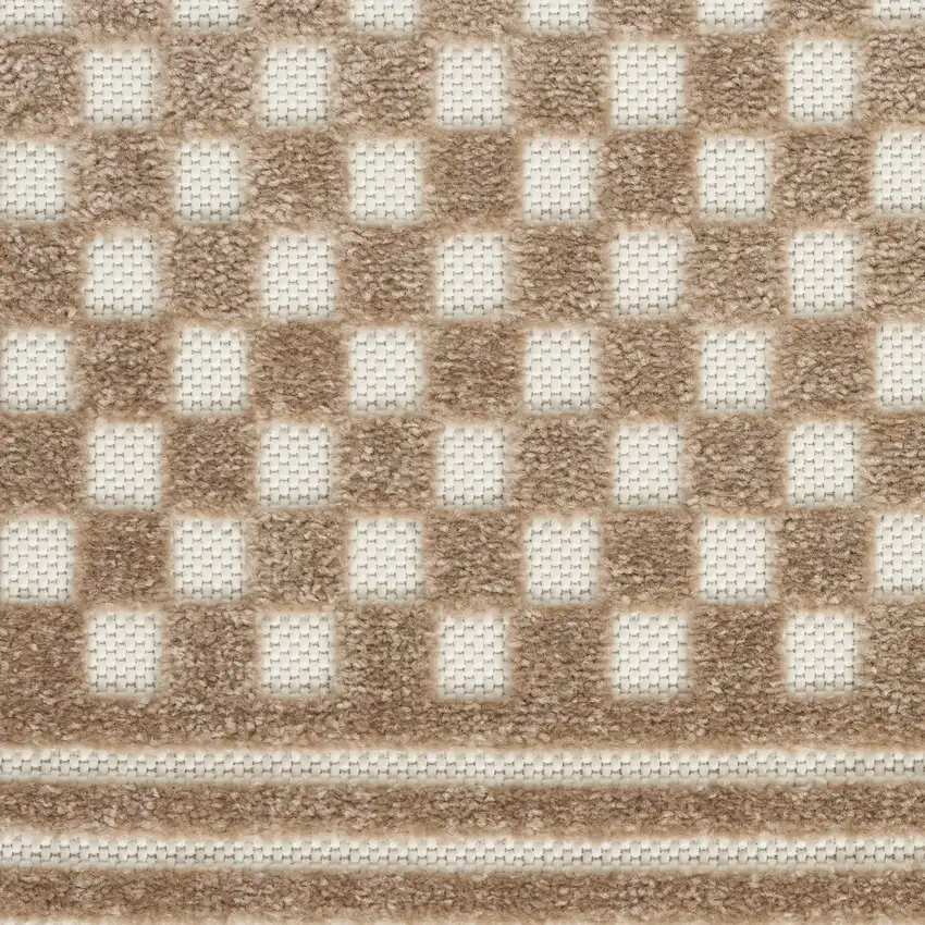 Brown Geometric Area Rug Photo 8