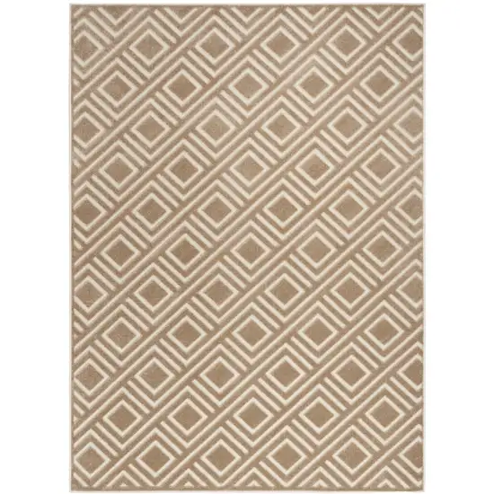 Brown Geometric Area Rug Photo 1