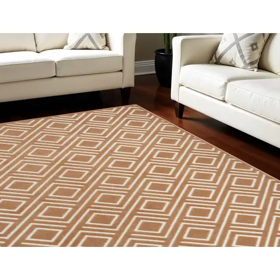 Brown Geometric Area Rug Photo 4