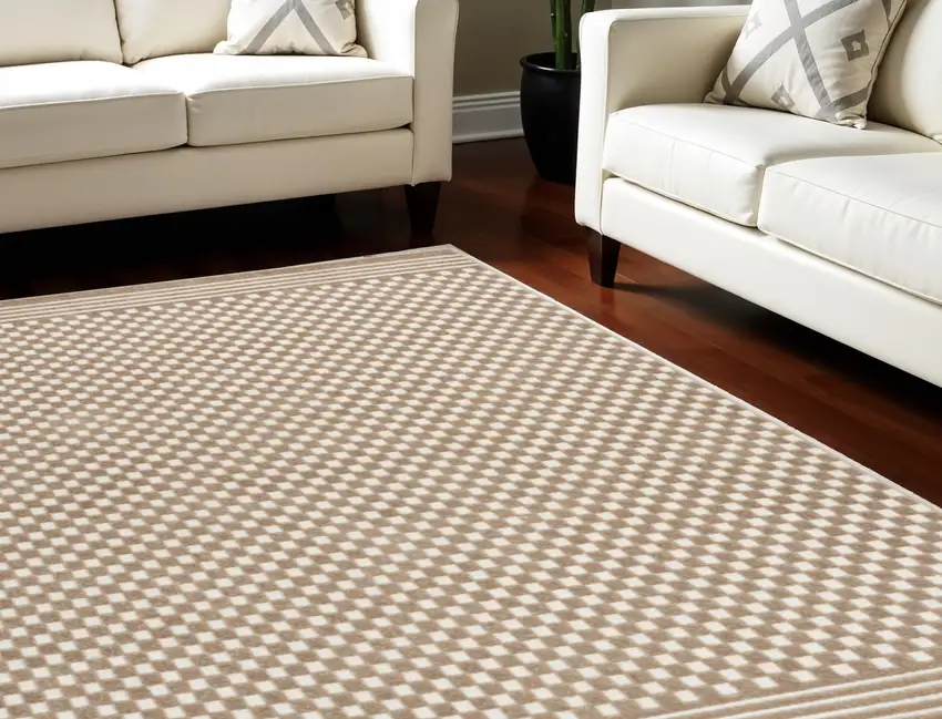 Brown Geometric Area Rug Photo 1