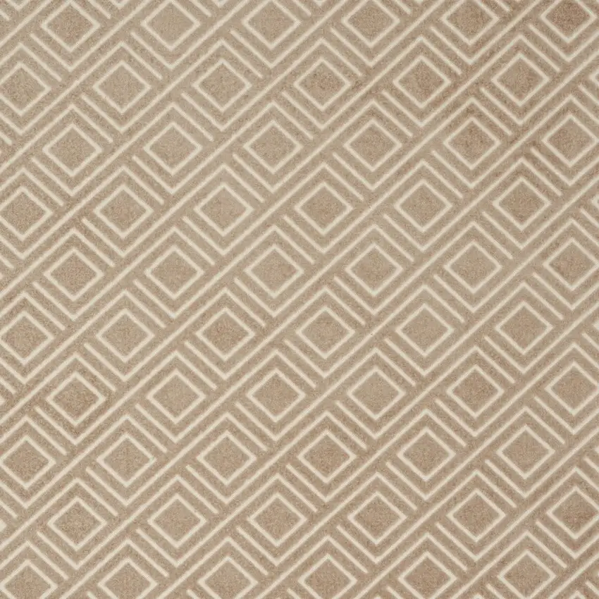 Brown Geometric Area Rug Photo 7