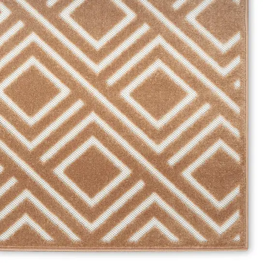 Brown Geometric Area Rug Photo 6