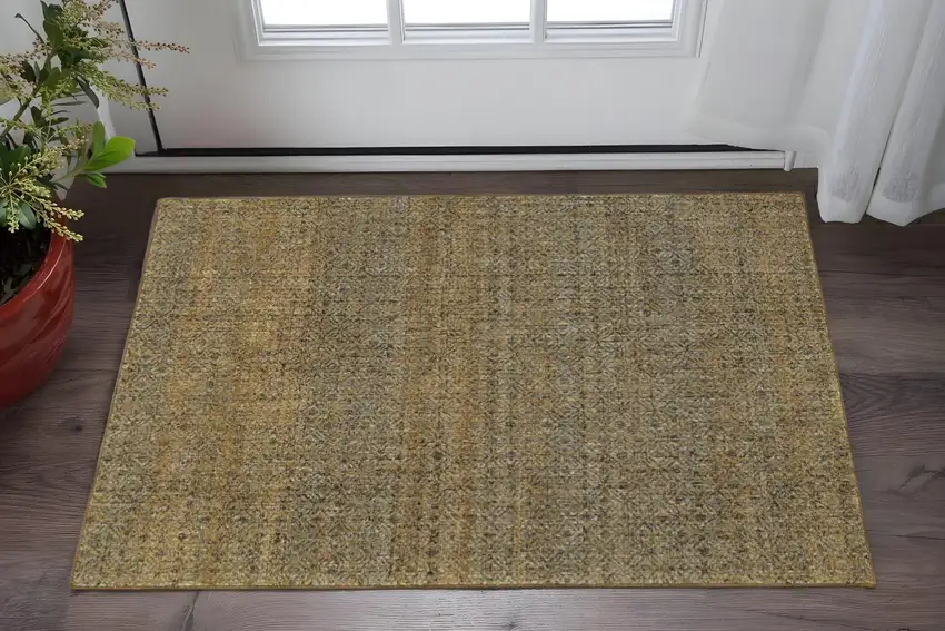 Green Geometric Power Loom Area Rug Photo 1