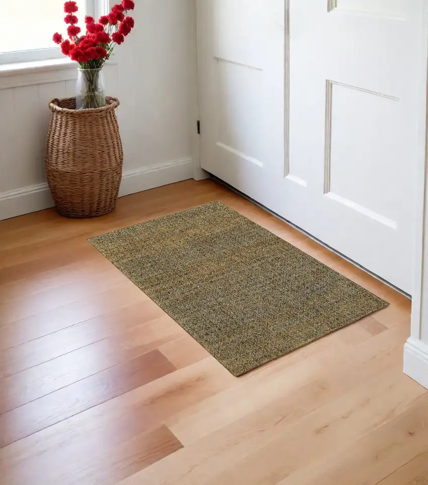 Green Geometric Power Loom Area Rug Photo 1