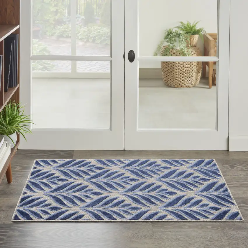 Charcoal Floral Power Loom Area Rug Photo 4