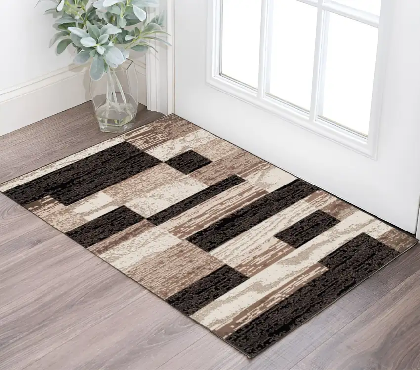 Chocolate Patchwork Power Loom Stain Resistant Area Rug Photo 1