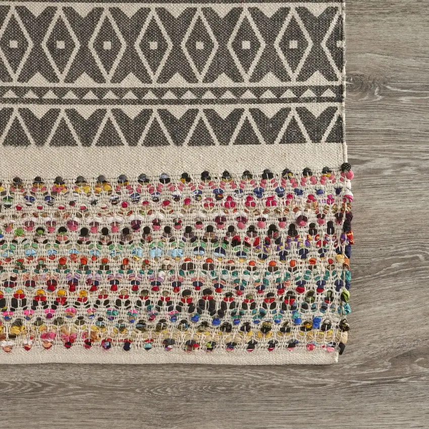 Colorful Traditional Chindi Area Rug Photo 6