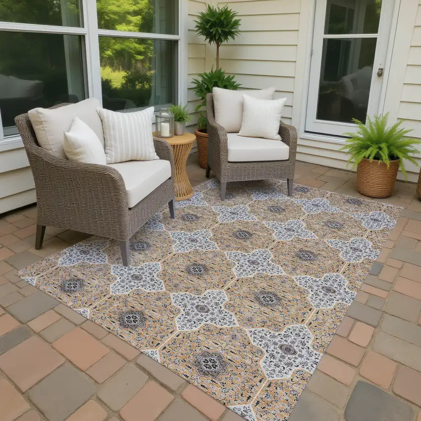 Copper Silver And Black Quatrefoil Washable Indoor Outdoor Area Rug Photo 4