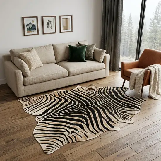 Brown and Black Cowhide Hand Knotted Area Rug Photo 1
