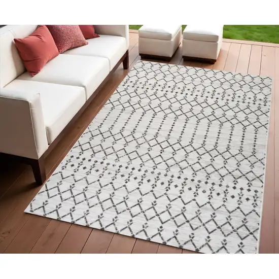 Cream And Black Trellis Indoor Outdoor Area Rug Photo 1