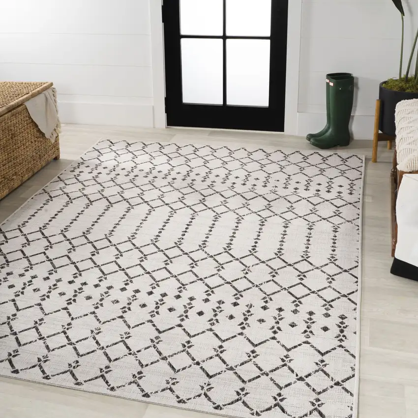 Cream And Black Trellis Indoor Outdoor Area Rug Photo 5