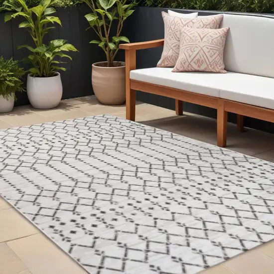 Cream And Black Trellis Indoor Outdoor Area Rug Photo 1