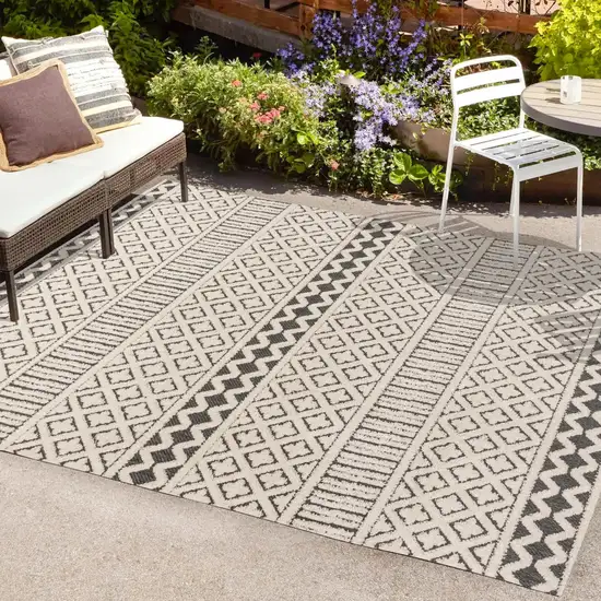 Cream And Black Trellis Indoor Outdoor Area Rug Photo 9