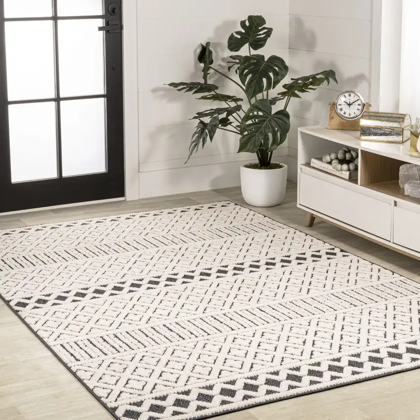 Cream And Black Trellis Indoor Outdoor Area Rug Photo 8
