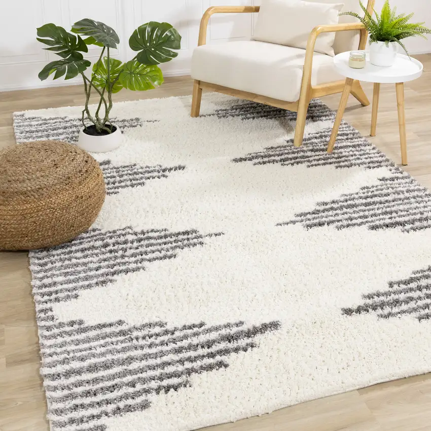 Cream And Gray Geometric Area Rug Photo 4
