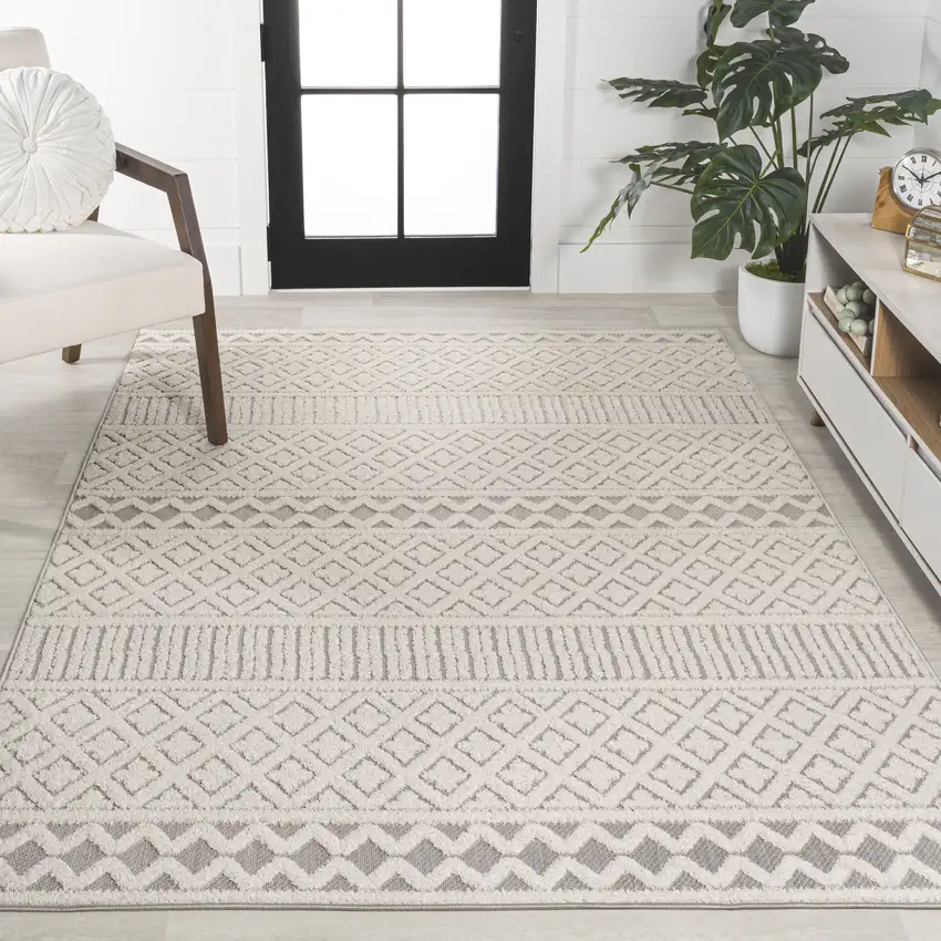 Cream And Gray Trellis Indoor Outdoor Area Rug Photo 5