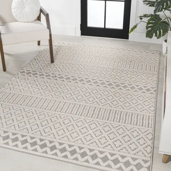 Cream And Gray Trellis Indoor Outdoor Area Rug Photo 4