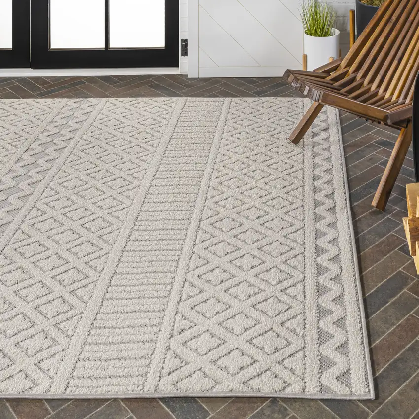 Cream And Gray Trellis Indoor Outdoor Area Rug Photo 9