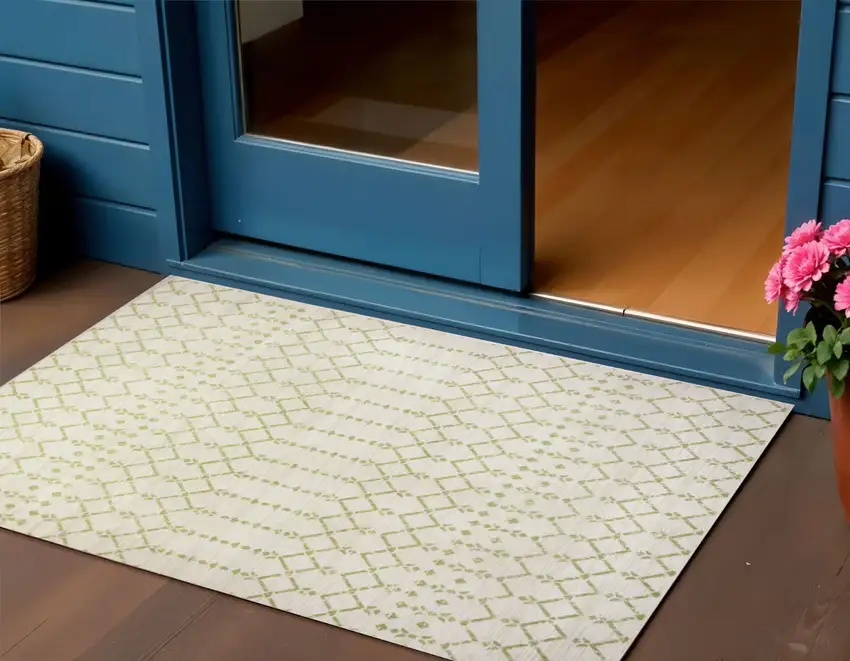 Cream And Green Trellis Indoor Outdoor Area Rug Photo 1