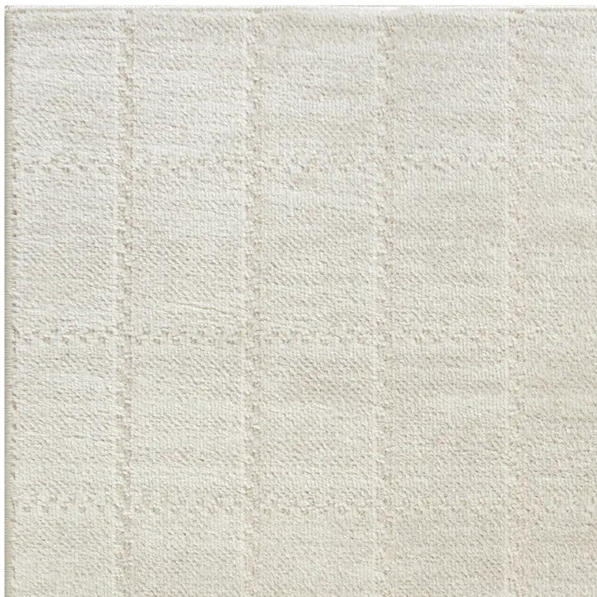 Cream And Ivory Geometric Area Rug Photo 5