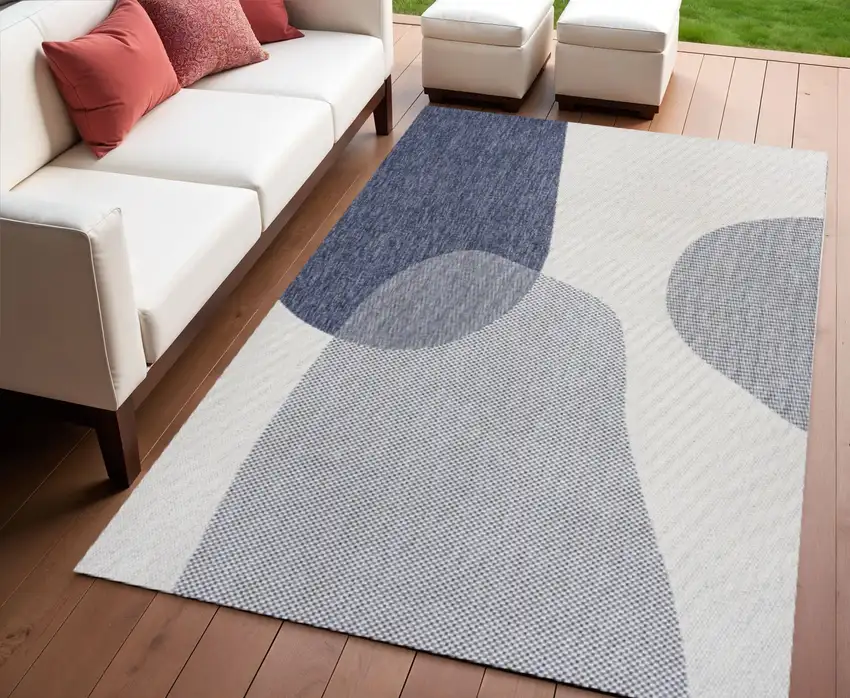 Cream And Navy Blue Geometric Indoor Outdoor Area Rug Photo 1