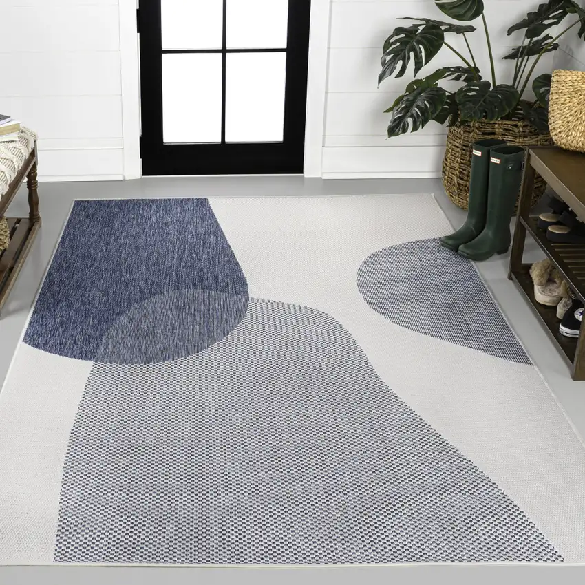Cream And Navy Blue Geometric Indoor Outdoor Area Rug Photo 4