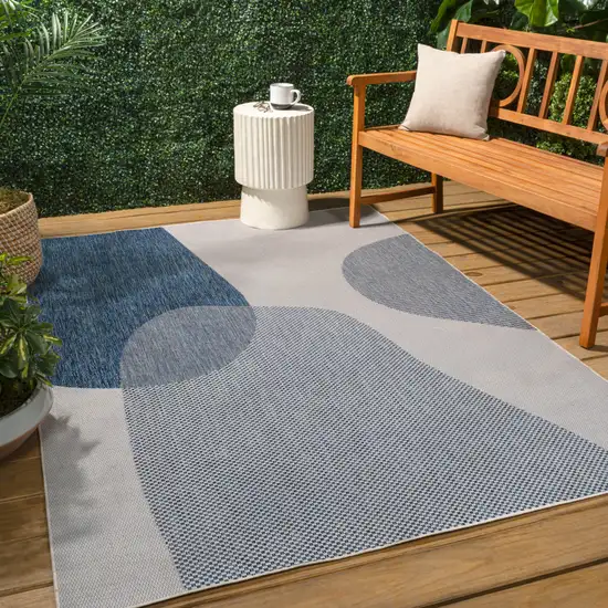 Cream And Navy Blue Geometric Indoor Outdoor Area Rug Photo 5