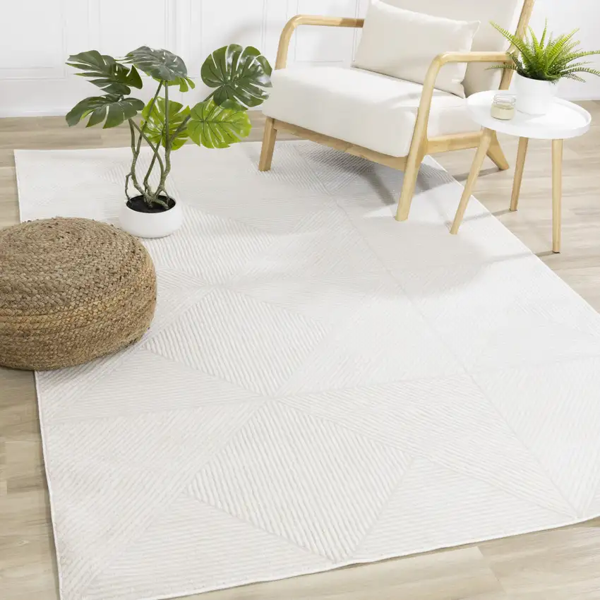 Cream And White Geometric Area Rug Photo 1