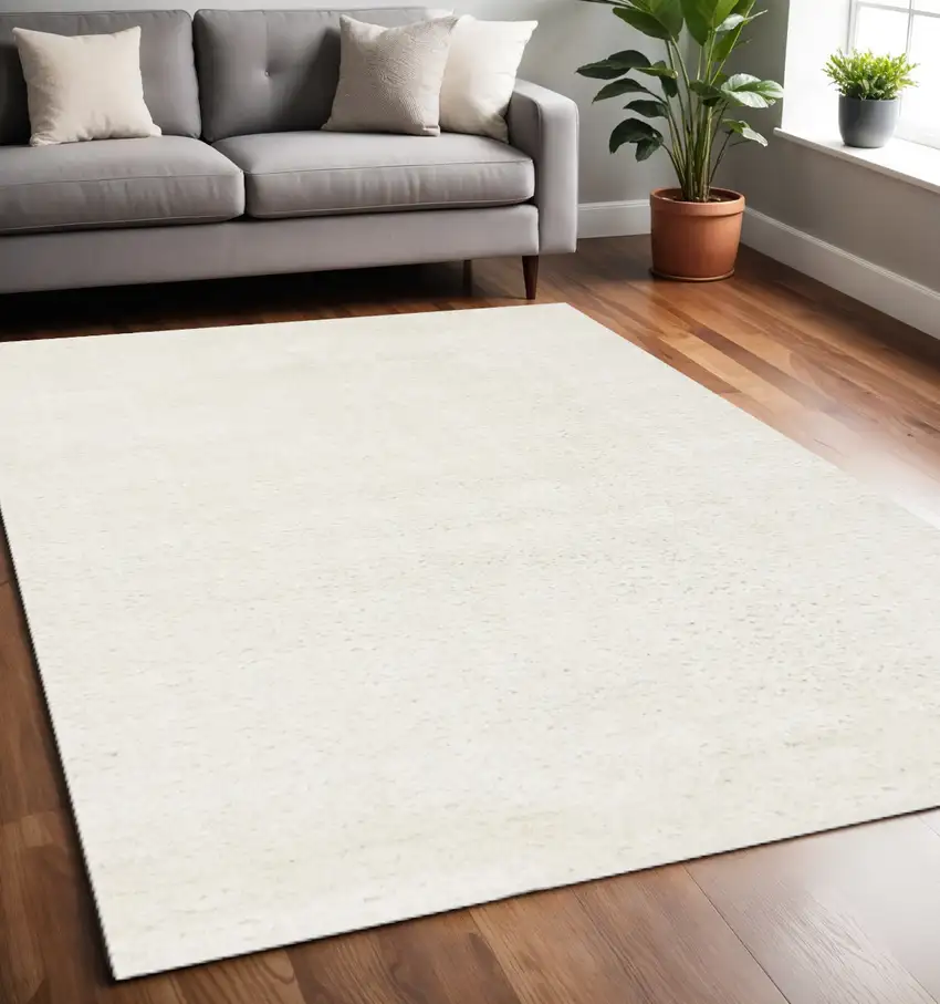 Cream Area Rug Photo 1