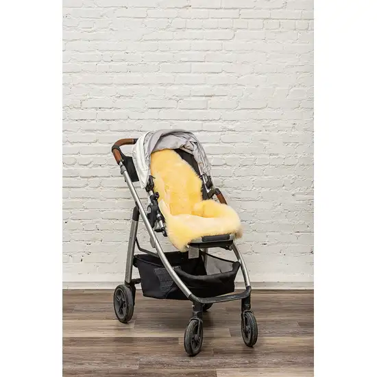 Cream Cozy Baby Medium Lambskin - Play-Rug Photo 2