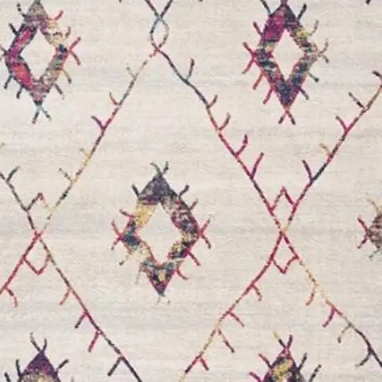 Cream Damask Area Rug Photo 4