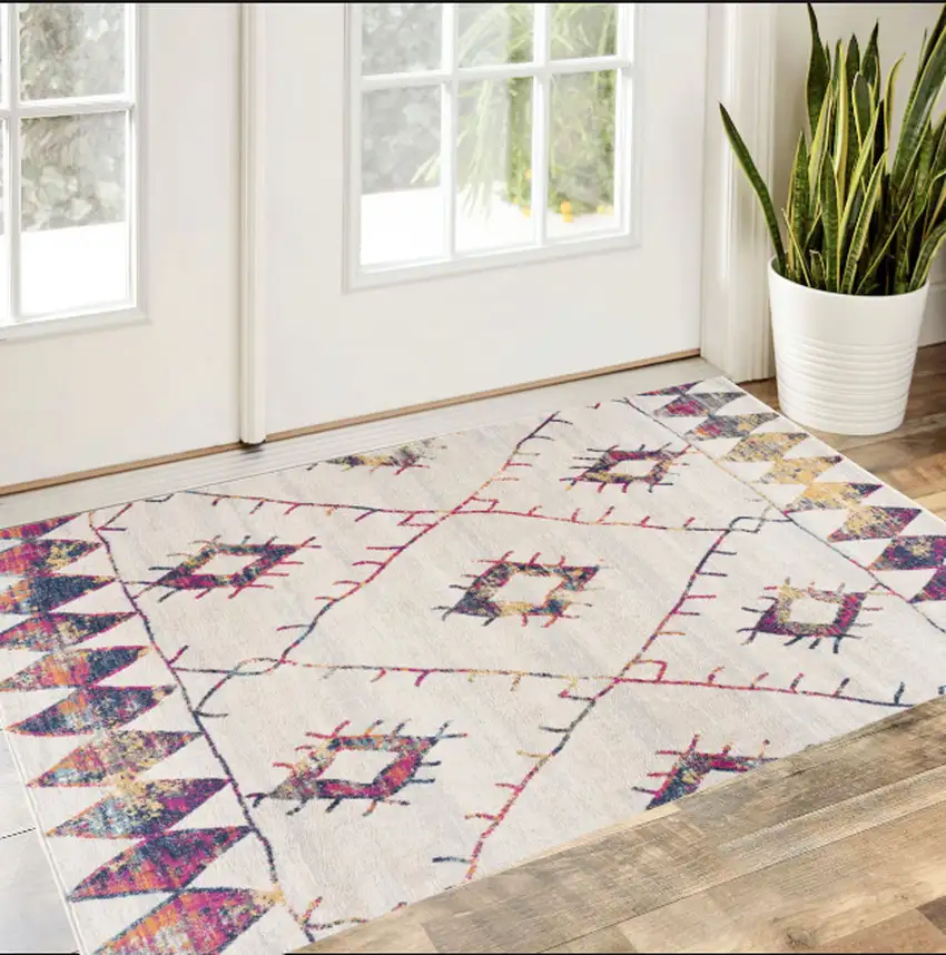 Cream Damask Area Rug Photo 1